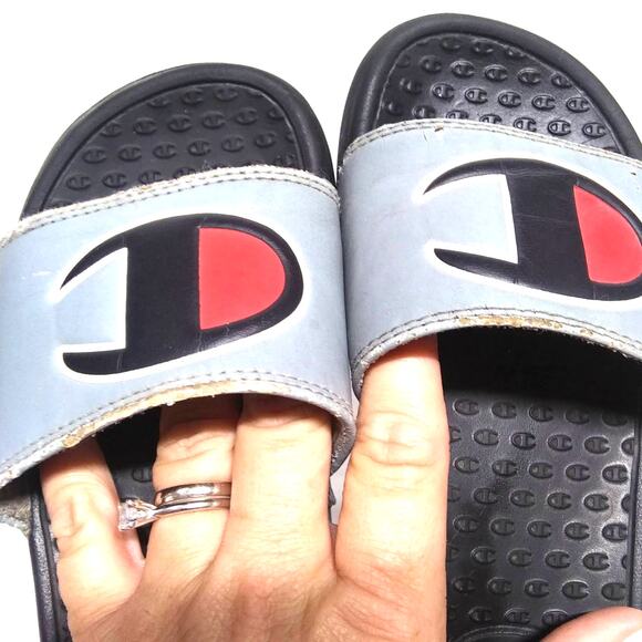 Black and Gray Champion Logo Athletic Slip-On Sandal Slides - Boys Size 13 - Picture 6 of 8